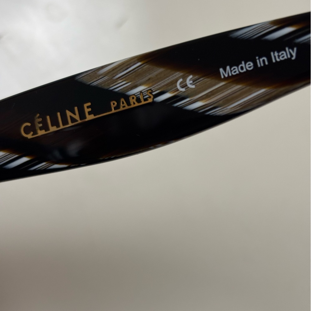 Celine Sunglasses with fabric bag - Picture 4 of 10